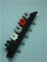 Tomada Antena com contatos preto-branco-cinza-vermelho-cinza