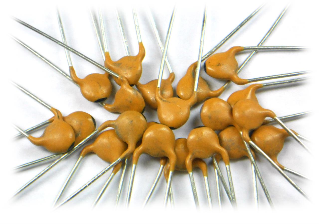 Capacitores Cerâmicos de 10pF a 82pF (10p a 82p) - Capacitor ceramico 15pF 50V